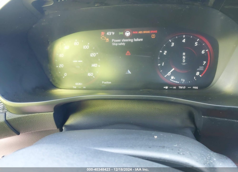 2019 VOLVO XC40 T5 MOMENTUM/T5 R-DESIGN VIN: YV4162XZ4K2006682