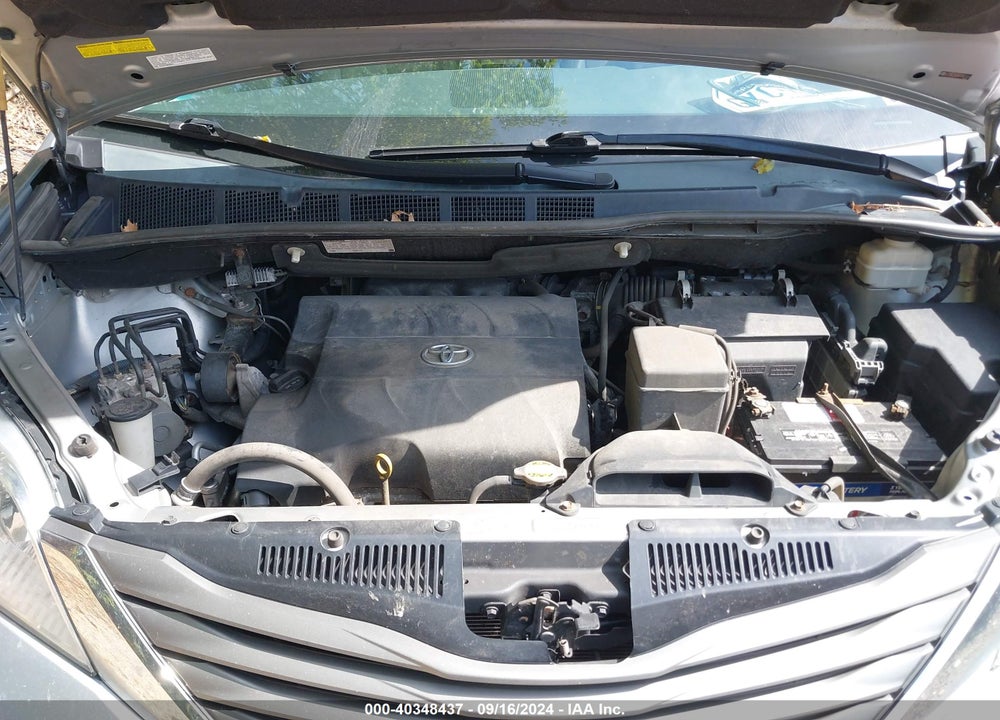 2014 TOYOTA SIENNA XLE 7 PASSENGER VIN: 5TDDK3DC8ES081304