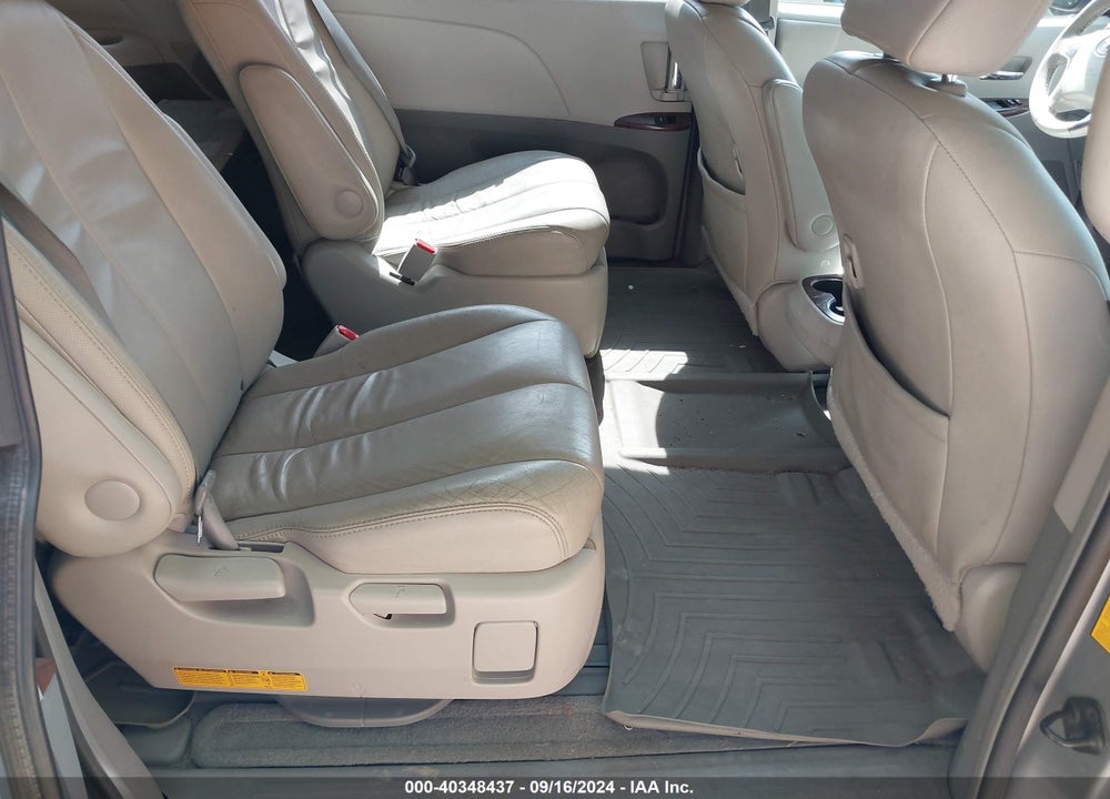 2014 TOYOTA SIENNA XLE 7 PASSENGER VIN: 5TDDK3DC8ES081304