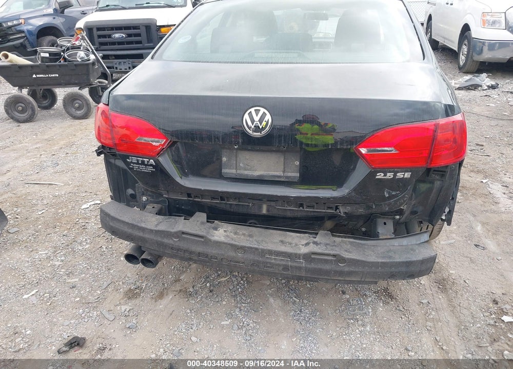 2011 VOLKSWAGEN JETTA 2.5L SE VIN: 3VWDZ7AJ9BM077423
