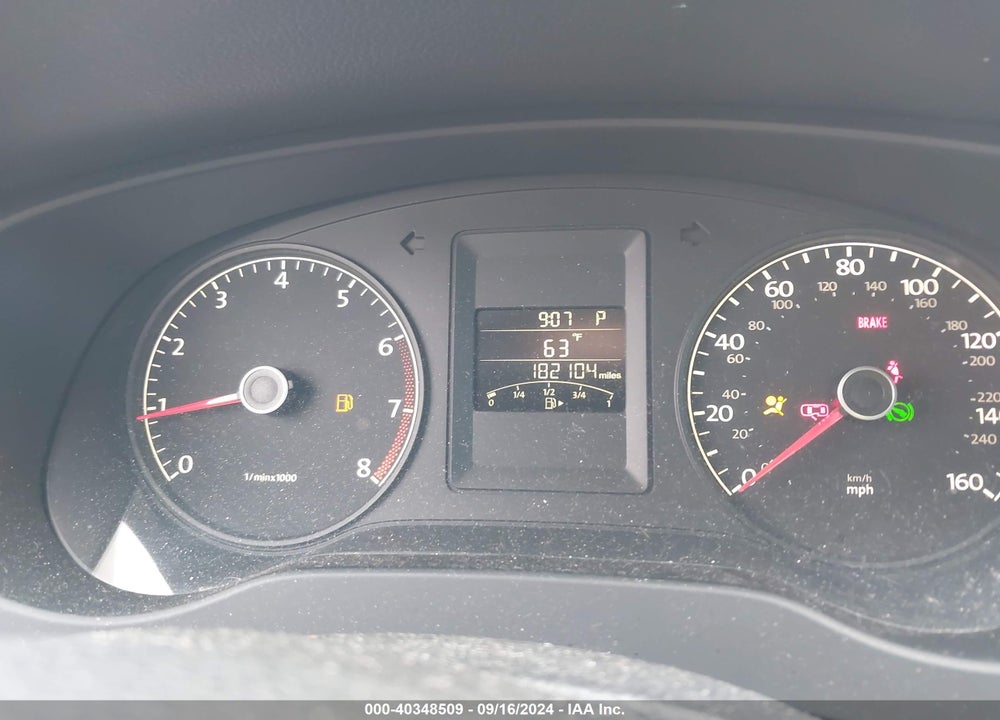 2011 VOLKSWAGEN JETTA 2.5L SE VIN: 3VWDZ7AJ9BM077423