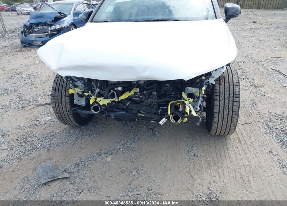 2022 VOLVO XC40 T5 R-DESIGN VIN: YV4162UM5N2641519