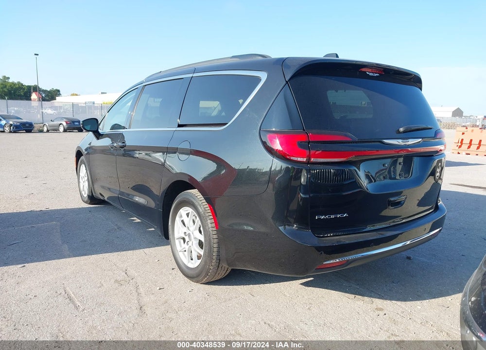 2022 CHRYSLER PACIFICA TOURING L VIN: 2C4RC1BG3NR141852