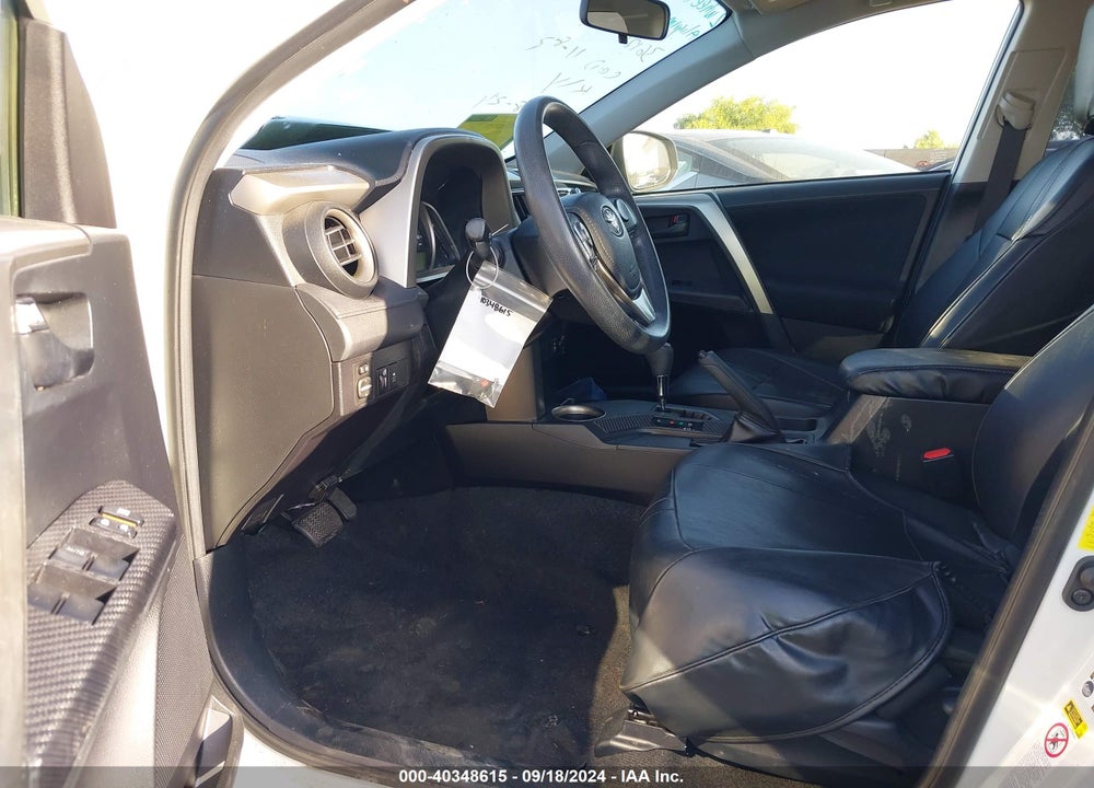 2015 TOYOTA RAV4 LE VIN: JTMZFREV3FJ031650