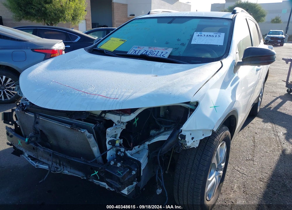 2015 TOYOTA RAV4 LE VIN: JTMZFREV3FJ031650