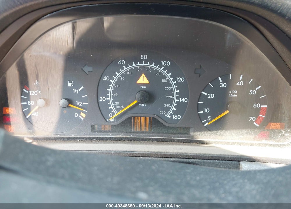 1999 MERCEDES-BENZ E 320 VIN: WDBJF65HXXA948865