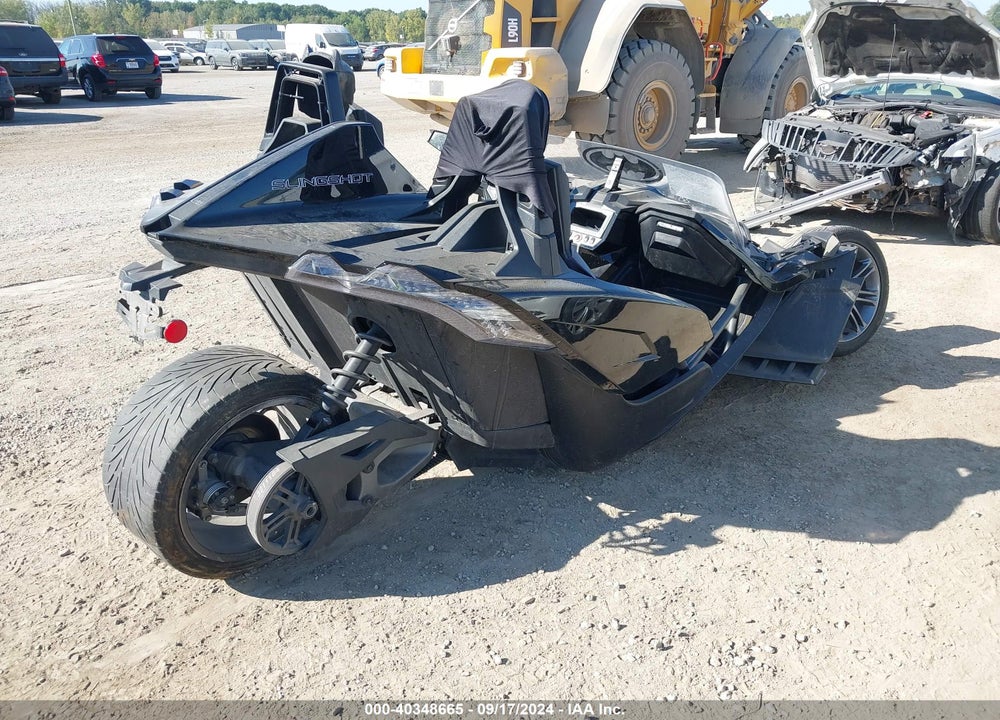 2016 POLARIS SLINGSHOT VIN: 57XAASFA6G7116910