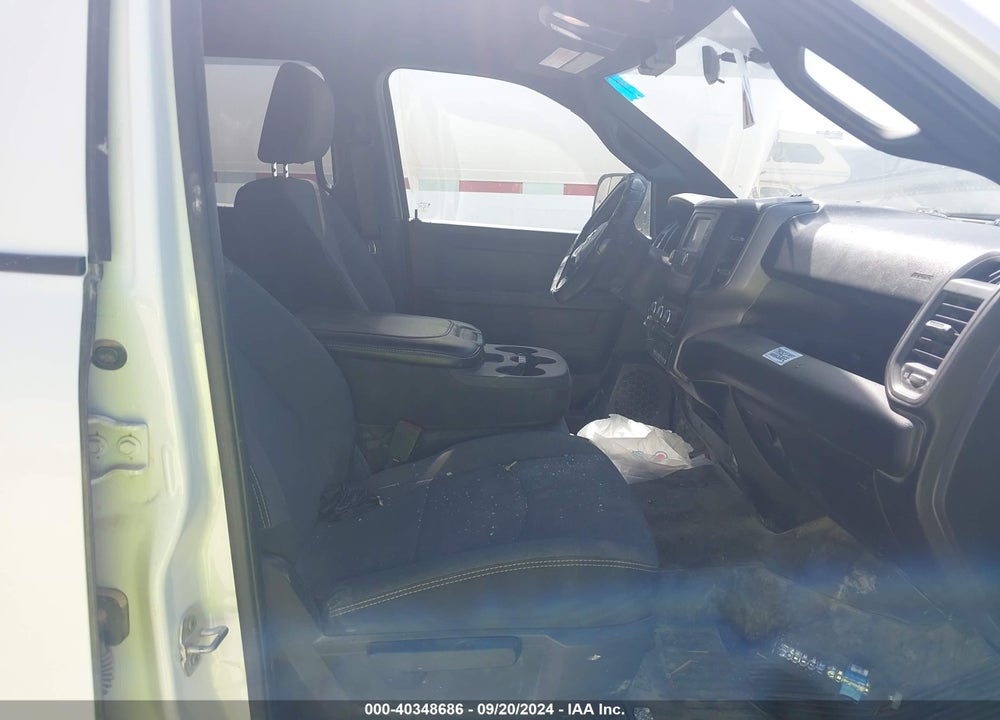 2022 RAM 2500 TRADESMAN 4X4 8' BOX VIN: 3C6UR5HJ6NG251536