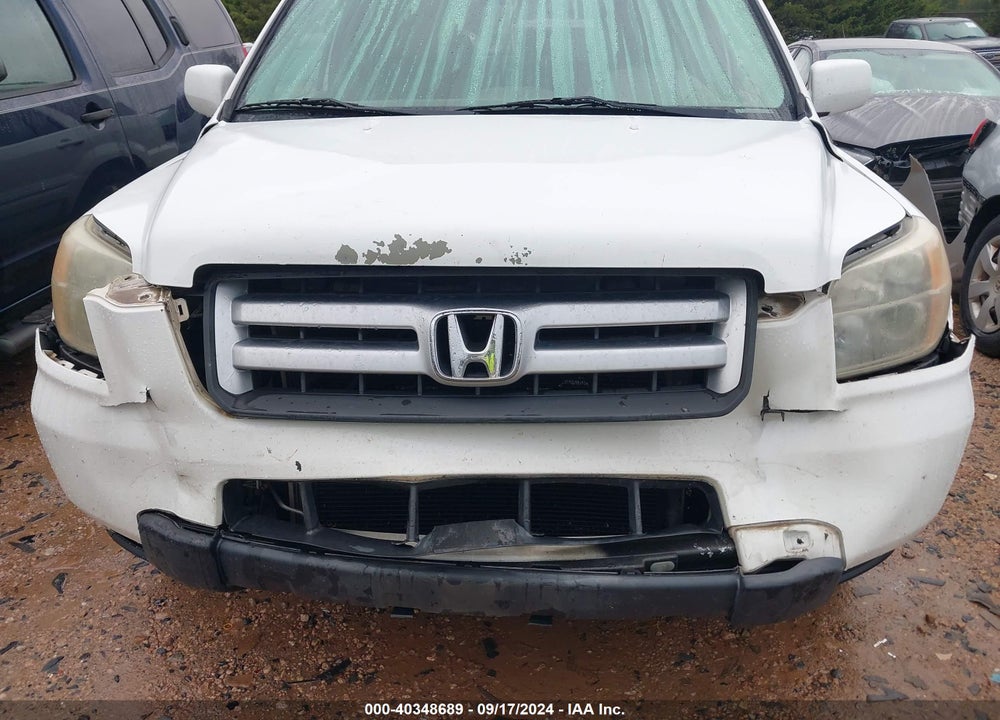 2006 HONDA PILOT EX-L VIN: 5FNYF18546B027705