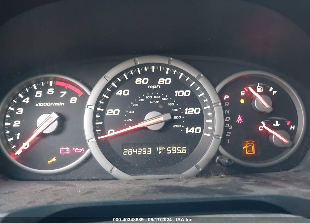 2006 HONDA PILOT EX-L VIN: 5FNYF18546B027705