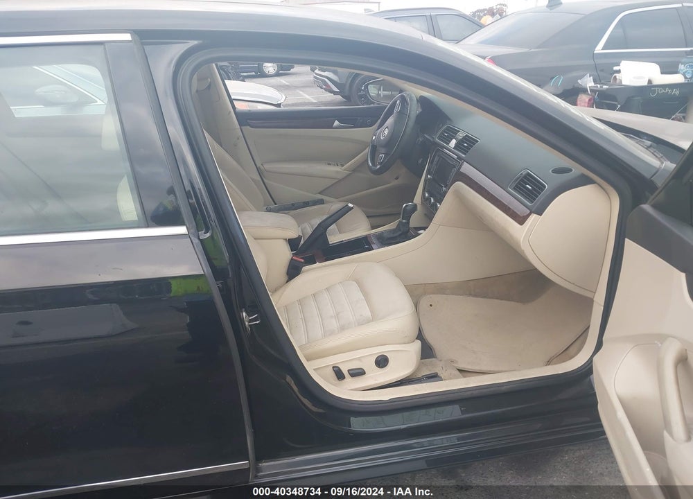 2012 VOLKSWAGEN PASSAT 2.5L SEL PREMIUM VIN: 1VWCP7A35CC005706