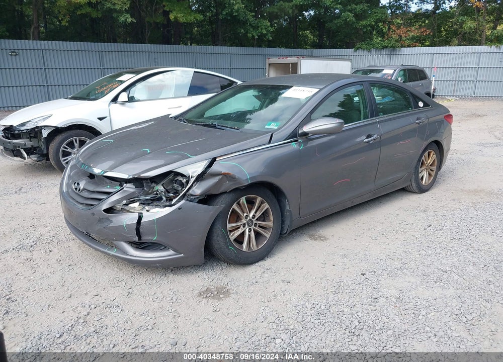 2013 HYUNDAI SONATA VIN: 5NPEB4AC9DH619608