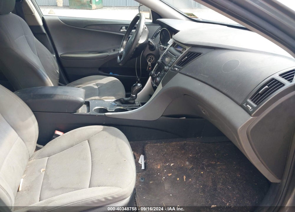 2013 HYUNDAI SONATA VIN: 5NPEB4AC9DH619608
