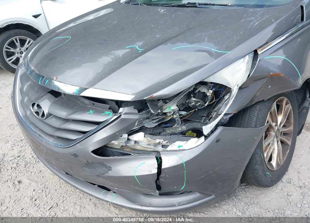 2013 HYUNDAI SONATA VIN: 5NPEB4AC9DH619608