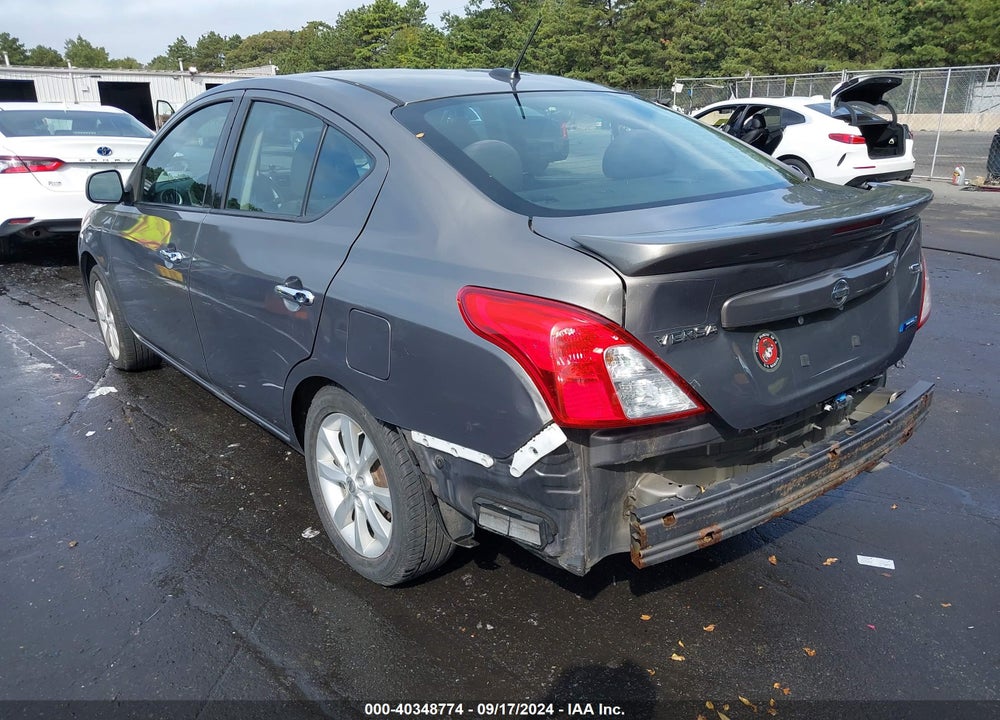 2014 NISSAN VERSA 1.6 SL VIN: 3N1CN7AP5EL835866