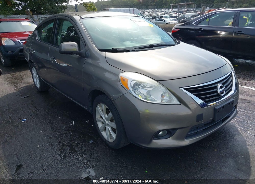 2014 NISSAN VERSA 1.6 SL VIN: 3N1CN7AP5EL835866