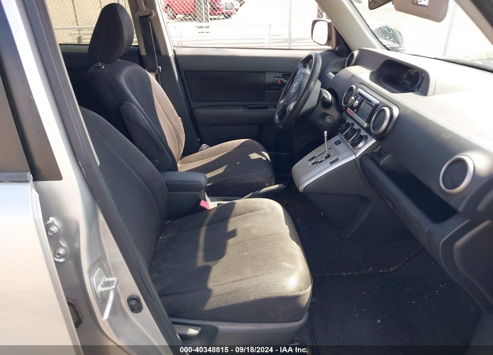 2010 SCION XB VIN: JTLZE4FE9A1099744