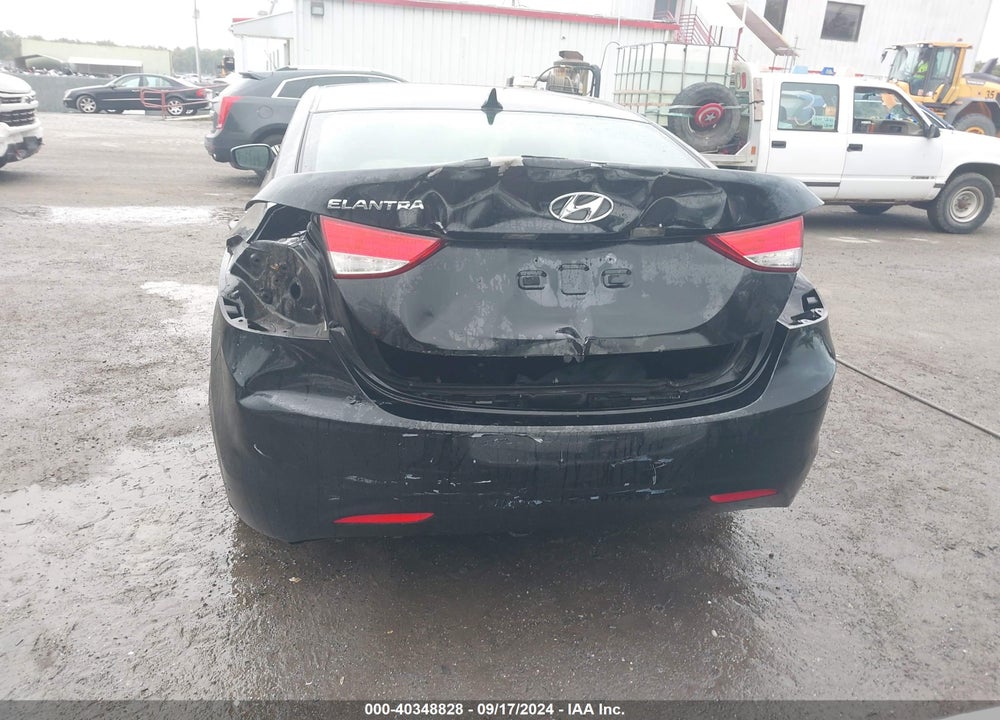 2013 HYUNDAI ELANTRA GLS VIN: 5NPDH4AE5DH183108