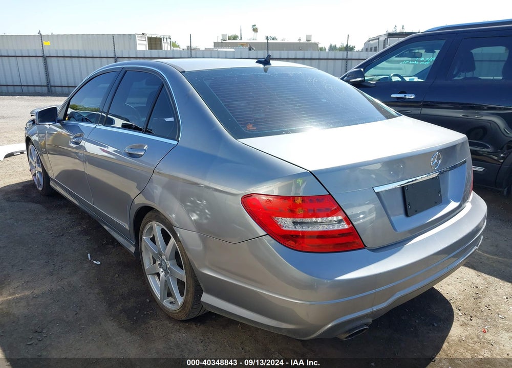 2012 MERCEDES-BENZ C 250 LUXURY/SPORT VIN: WDDGF4HBXCA625794