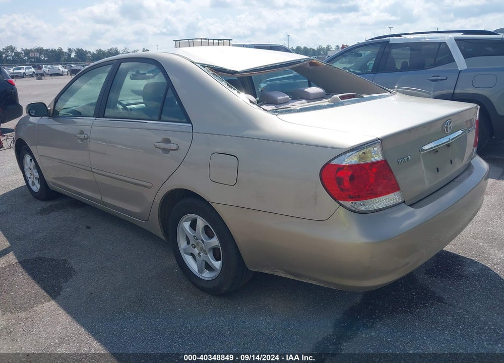 2005 TOYOTA CAMRY LE VIN: 4T1BE32K55U983411