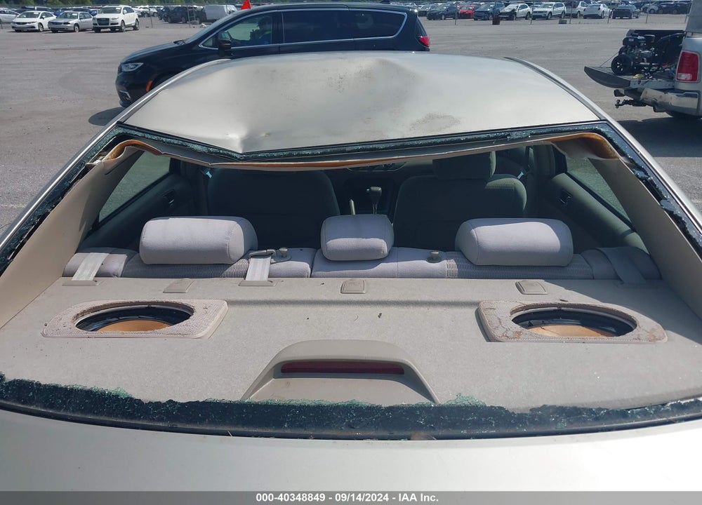 2005 TOYOTA CAMRY LE VIN: 4T1BE32K55U983411