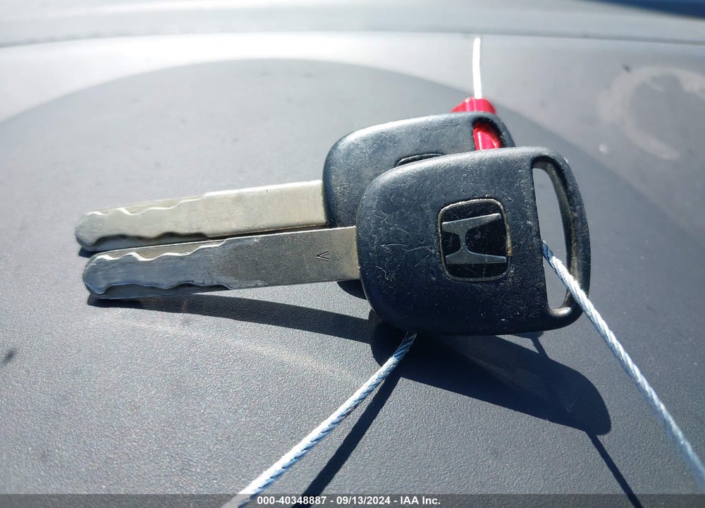 2008 HONDA FIT VIN: JHMGD38418S063358