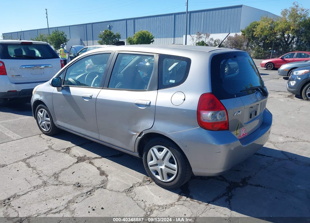 2008 HONDA FIT VIN: JHMGD38418S063358