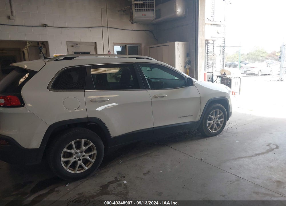 2016 JEEP CHEROKEE LATITUDE VIN: 1C4PJMCS7GW252612