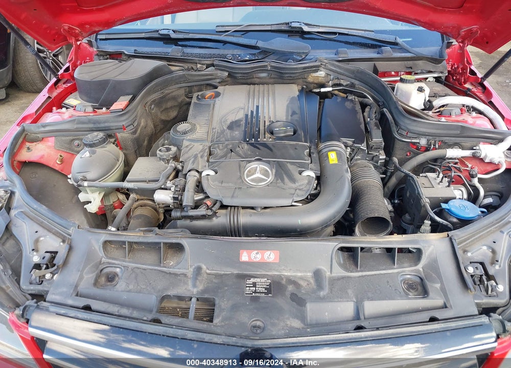 2014 MERCEDES-BENZ C 250 LUXURY/SPORT VIN: WDDGF4HB1EA905087