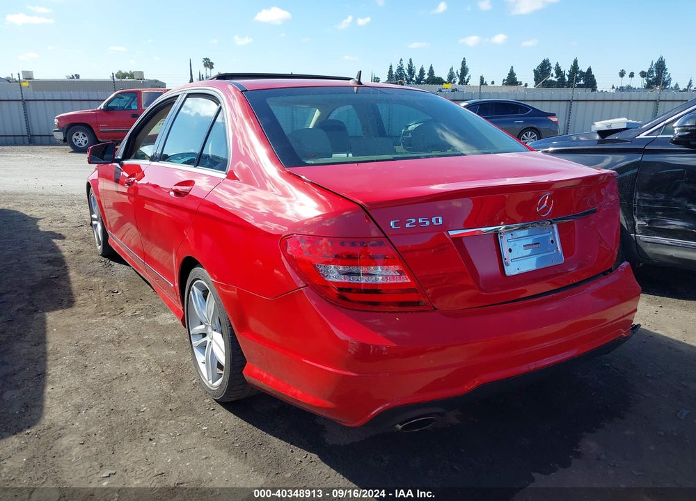 2014 MERCEDES-BENZ C 250 LUXURY/SPORT VIN: WDDGF4HB1EA905087