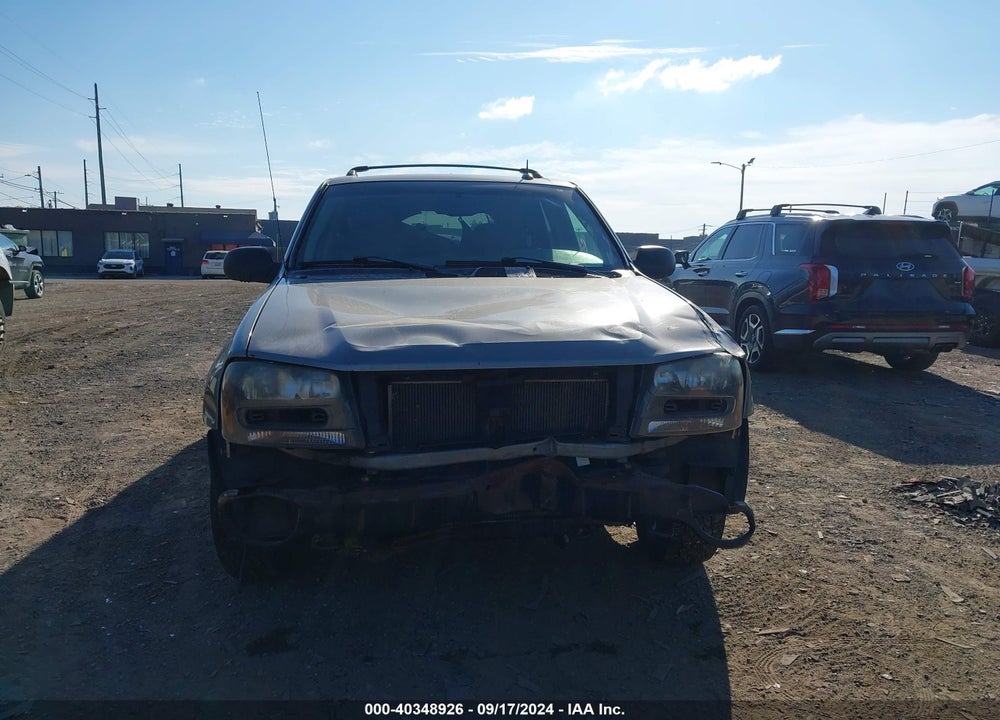 2005 CHEVROLET TRAILBLAZER LS VIN: 1GNDT13S752222162