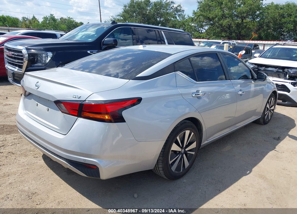 2022 NISSAN ALTIMA SV FWD VIN: 1N4BL4DV1NN392919