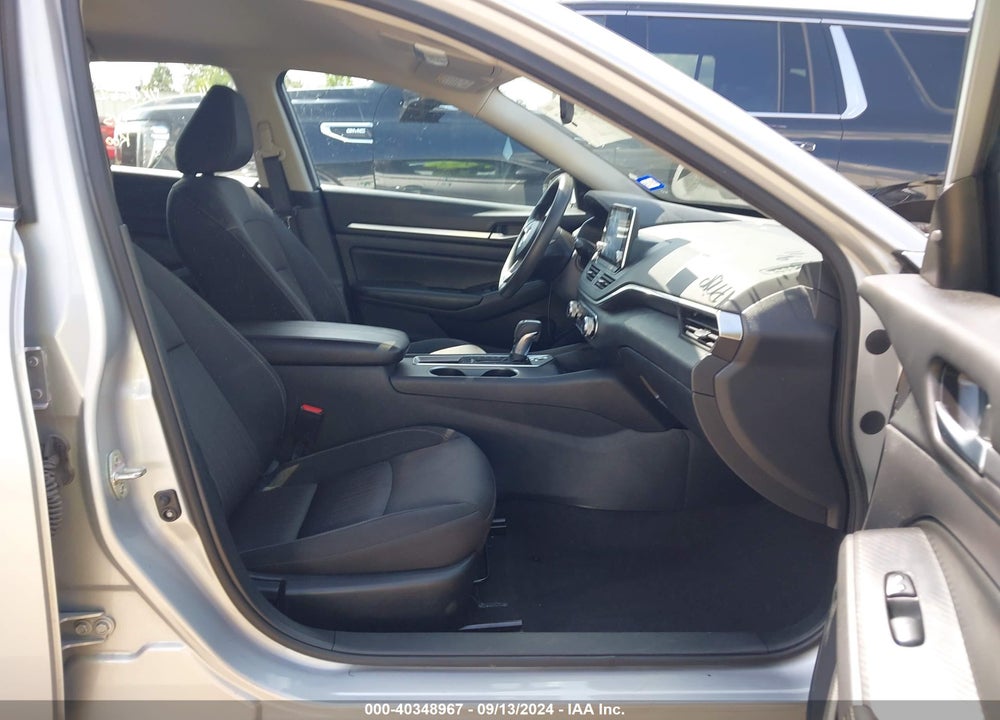 2022 NISSAN ALTIMA SV FWD VIN: 1N4BL4DV1NN392919