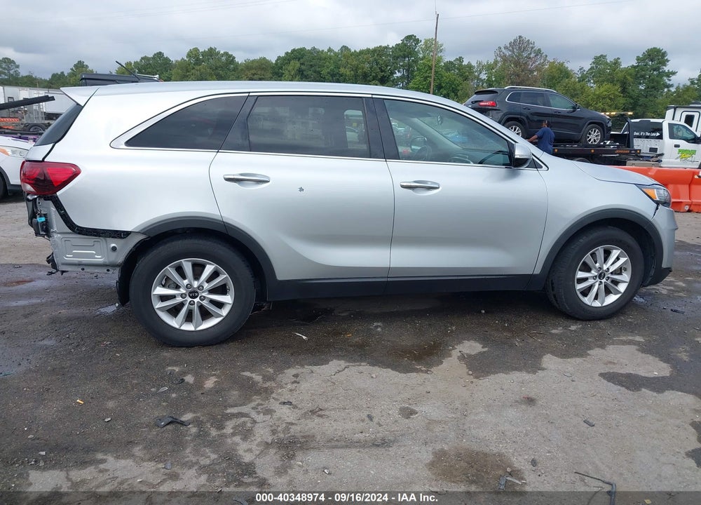 2019 KIA SORENTO 3.3L LX VIN: 5XYPG4A58KG488879