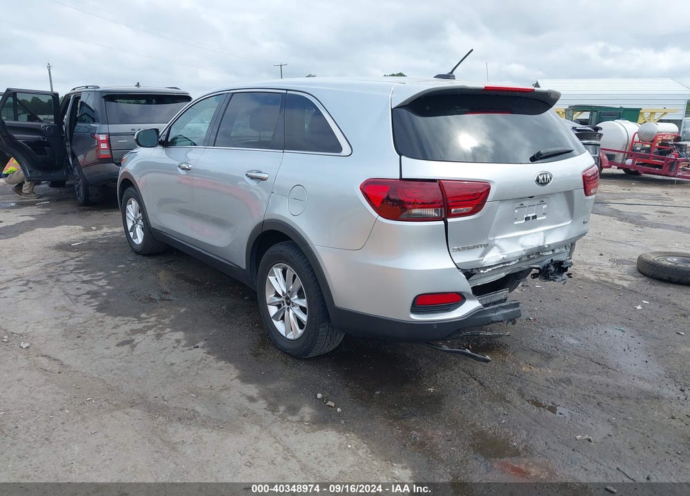 2019 KIA SORENTO 3.3L LX VIN: 5XYPG4A58KG488879