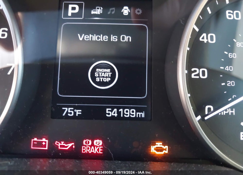 2017 HYUNDAI ELANTRA LIMITED VIN: 5NPD84LF4HH058032