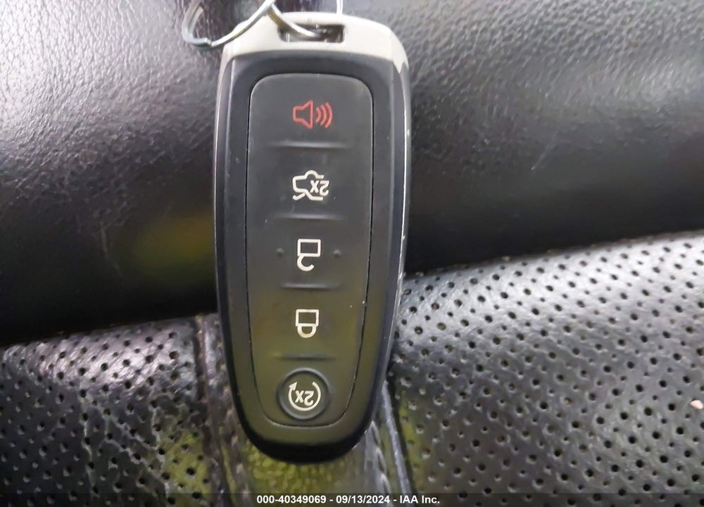 2013 LINCOLN MKX VIN: 2LMDJ8JK1DBL16458