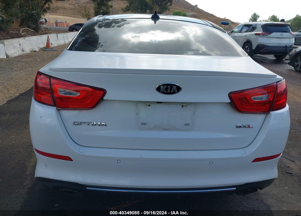 2015 KIA OPTIMA SXL TURBO VIN: 5XXGR4A64FG430538