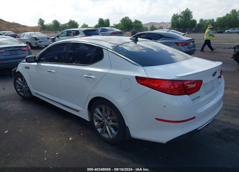 2015 KIA OPTIMA SXL TURBO VIN: 5XXGR4A64FG430538