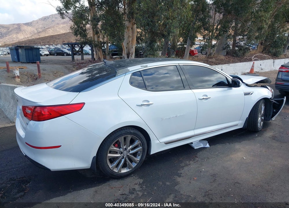 2015 KIA OPTIMA SXL TURBO VIN: 5XXGR4A64FG430538
