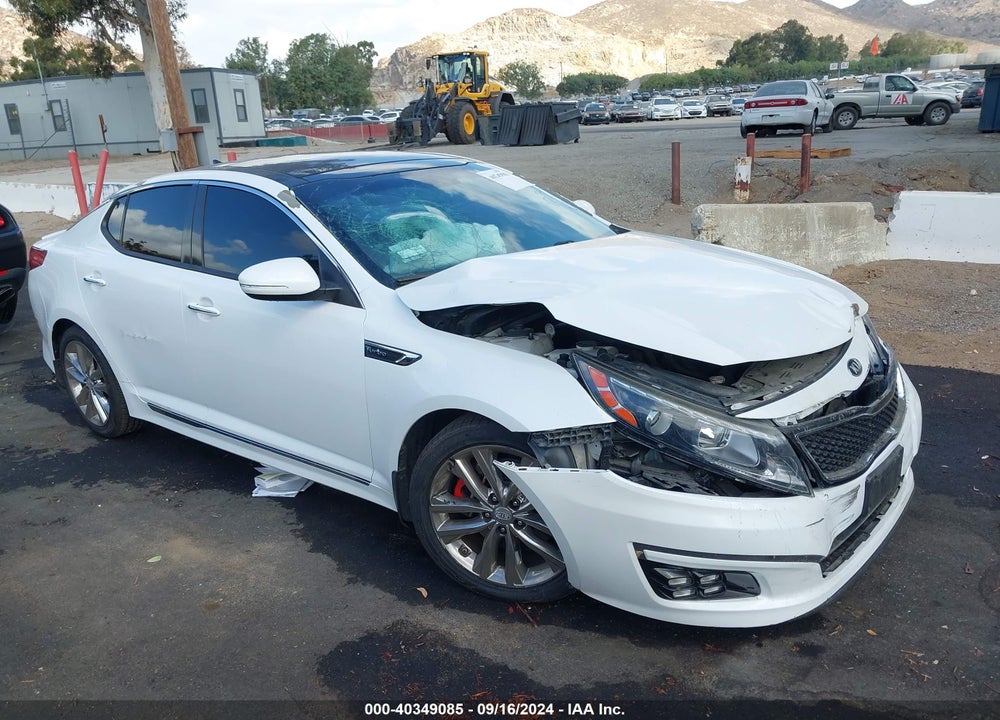 2015 KIA OPTIMA SXL TURBO VIN: 5XXGR4A64FG430538
