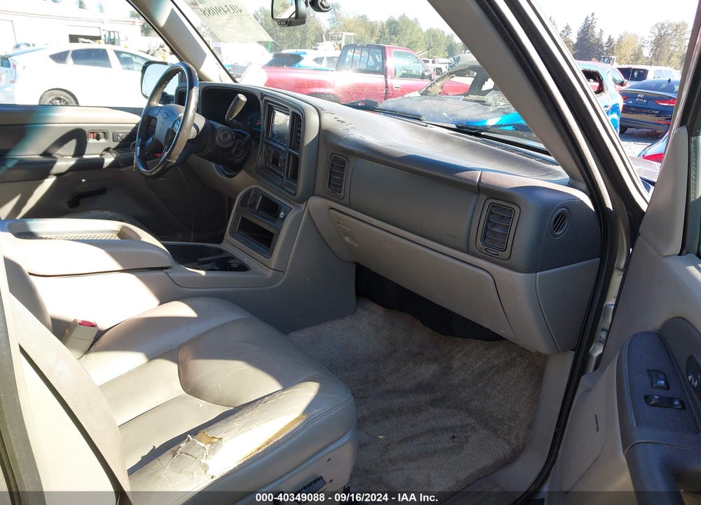 2003 CHEVROLET SUBURBAN 1500 Z71 VIN: 3GNFK16T83G132085