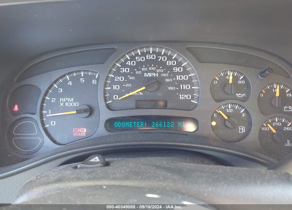 2003 CHEVROLET SUBURBAN 1500 Z71 VIN: 3GNFK16T83G132085