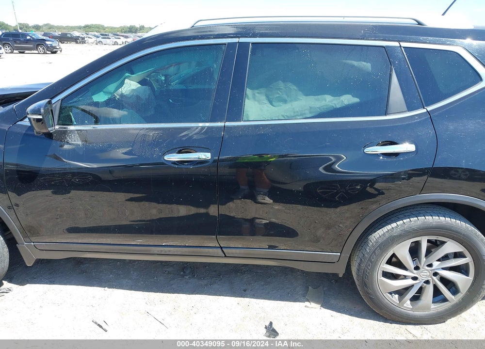 2015 NISSAN ROGUE SL VIN: 5N1AT2MT8FC825542