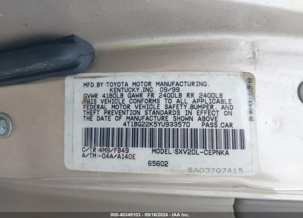 2000 TOYOTA CAMRY LE VIN: 4T1BG22K5YU933570