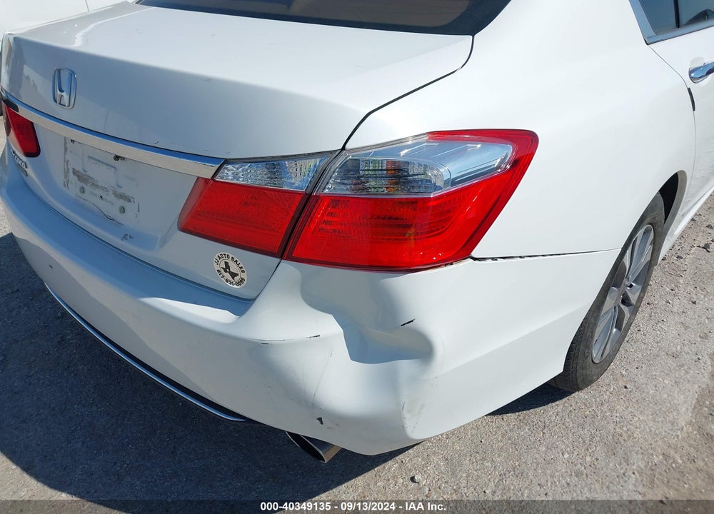 2015 HONDA ACCORD LX VIN: 1HGCR2F30FA269779