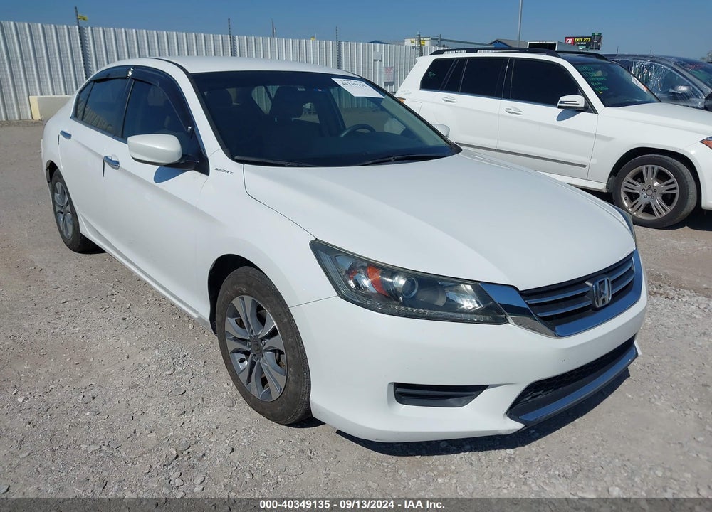 2015 HONDA ACCORD LX VIN: 1HGCR2F30FA269779