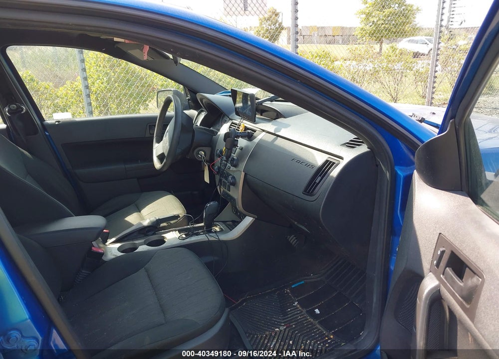 2010 FORD FOCUS VIN: 1FAHP3FN6AW217852