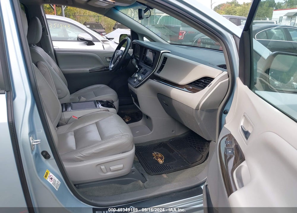 2015 TOYOTA SIENNA XLE 8 PASSENGER VIN: 5TDYK3DCXFS606821