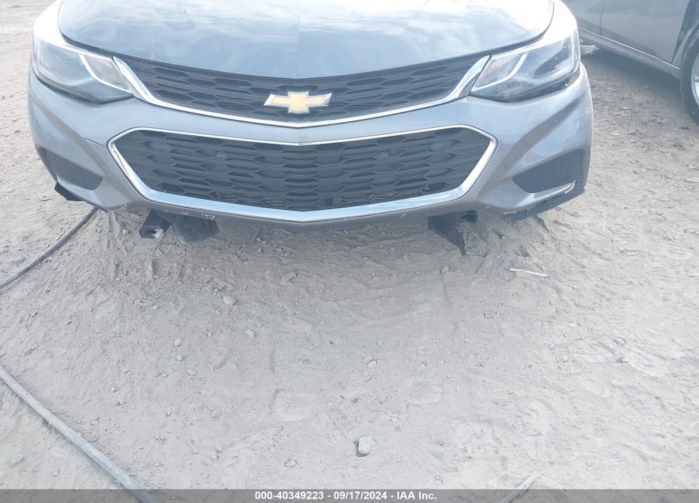 2018 CHEVROLET CRUZE LT AUTO VIN: 1G1BE5SM2J7174645